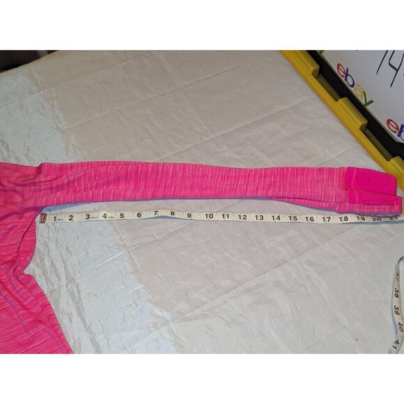 Under Armour Sweater Womens Medium Pink All Season Gear Turtleneck Long Sleeve - Picture 13 of 16
